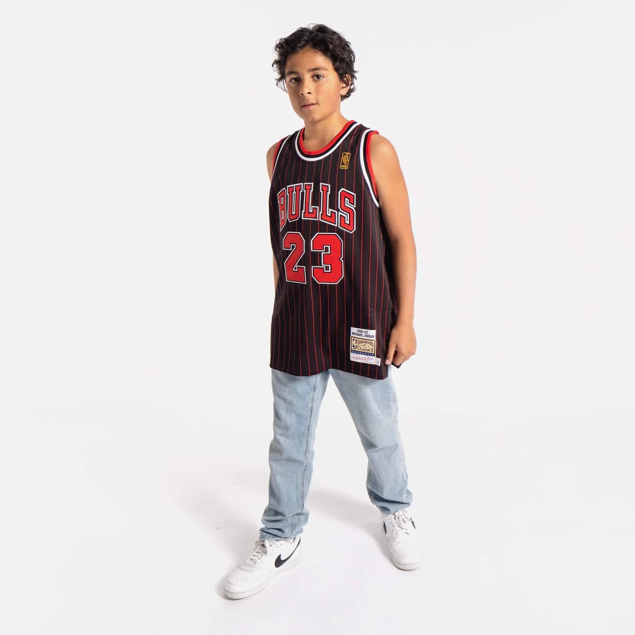 Баскетбольная джерси 1996-97 Chicago Bulls Michael Jordan #23 Youth Authentic Pinstripe Jersey