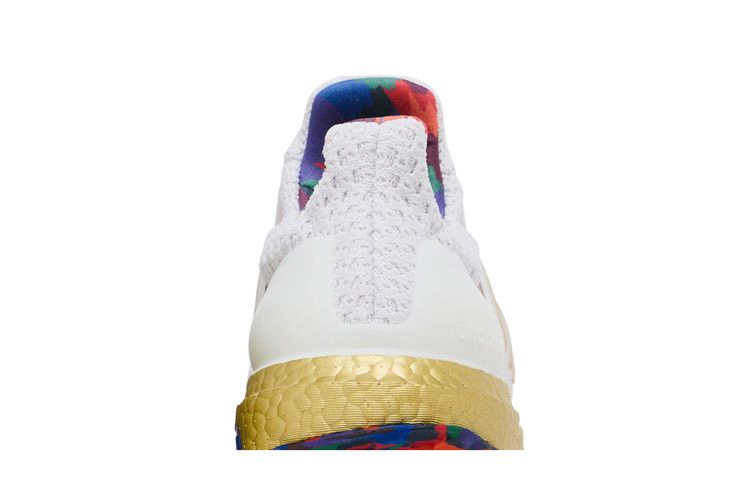 Кроссовки adidas UltraBoost 5.0 DNA 'Title IX'
