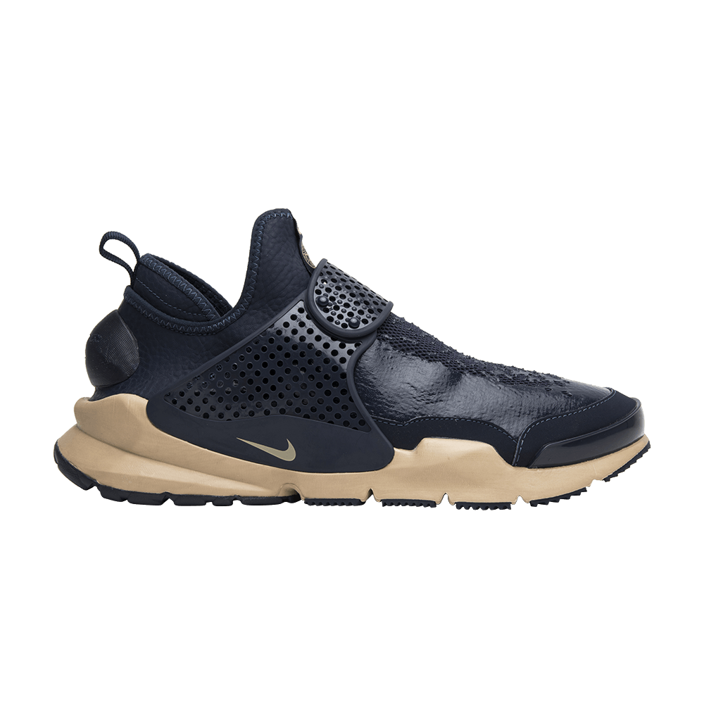 stone-island-x-nikelab-sock-dart-mid-sp-910090-400