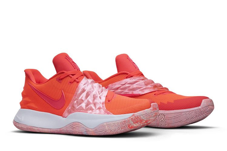 kyrie-low-hot-punch-ao8979-600_07