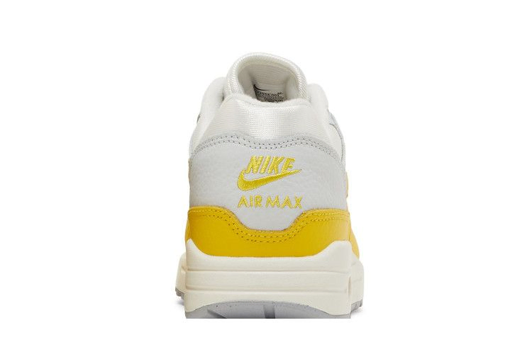 wmns-air-max-1-tour-yellow-dx2954-001_06