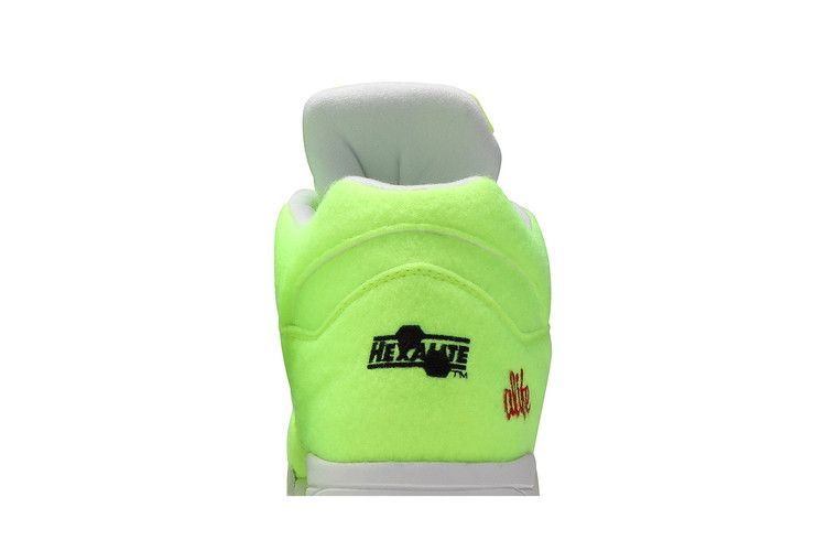 court-victory-pump-felt-alife-ball-out-m49793_06