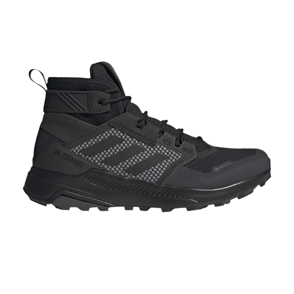 Krossovki-Adidas-Terrex-Trailmaker-Mid-GTX-Black-Dark-Solid-Grey