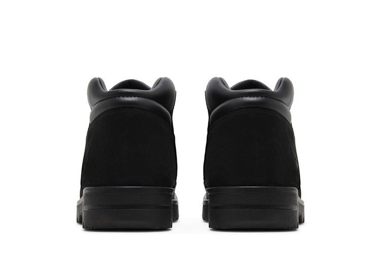 newtonbrook-moctoe-chukka-black-tb0a28f9-001_05