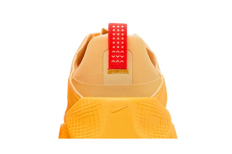 Кроссовки Nike Ava Rover 'Celestial Gold Bright Crimson'