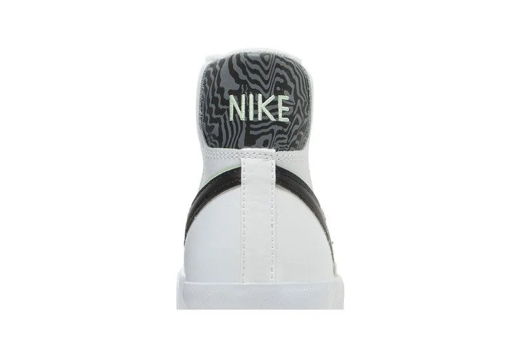 Krossovki-Nike-Blazer-Mid-77-SE-GS-Double-Swoosh-White-Vapor-Green-6