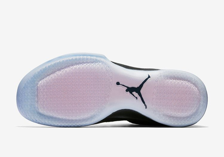 air-jordan-31-low-oreo-897564-001_04