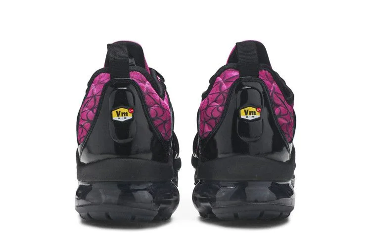 Кроссовки Nike Air VaporMax Plus 'Active Fuchsia'