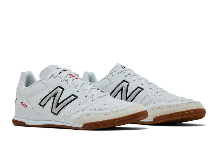 442v2-team-in-white-black-gum-ms42iwt2_07