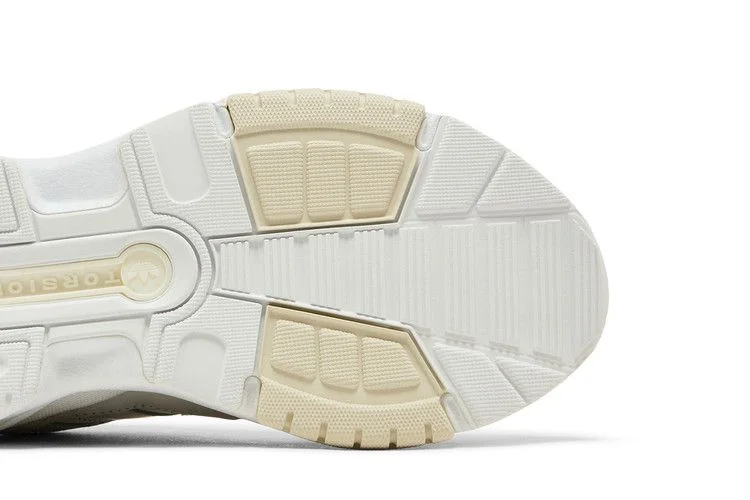Кроссовки adidas Wmns Retropy F90 'Cloud White Off White'