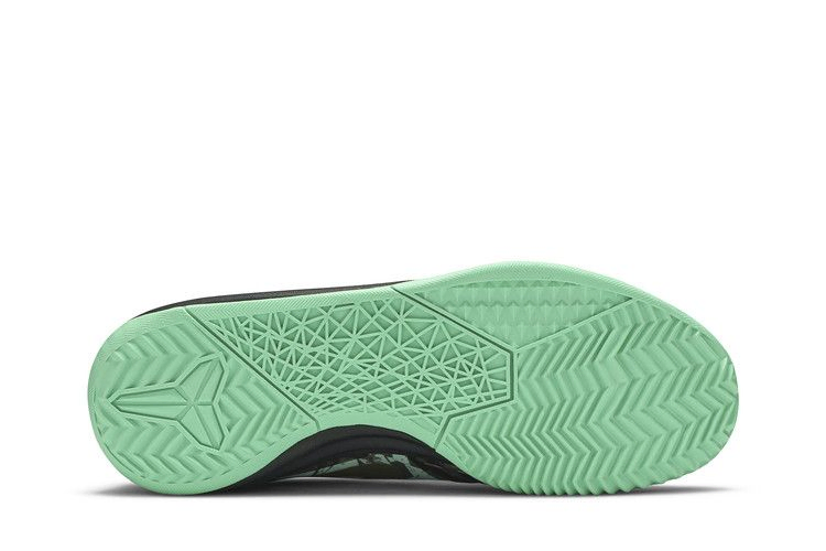 Кроссовки Nike KB Mentality 'Fiberglass'
