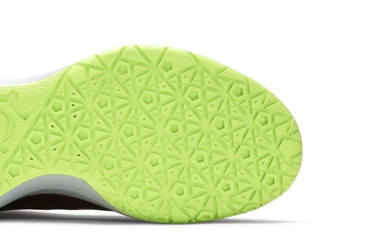 Krossovki-Nike-KD-5-DMV-4