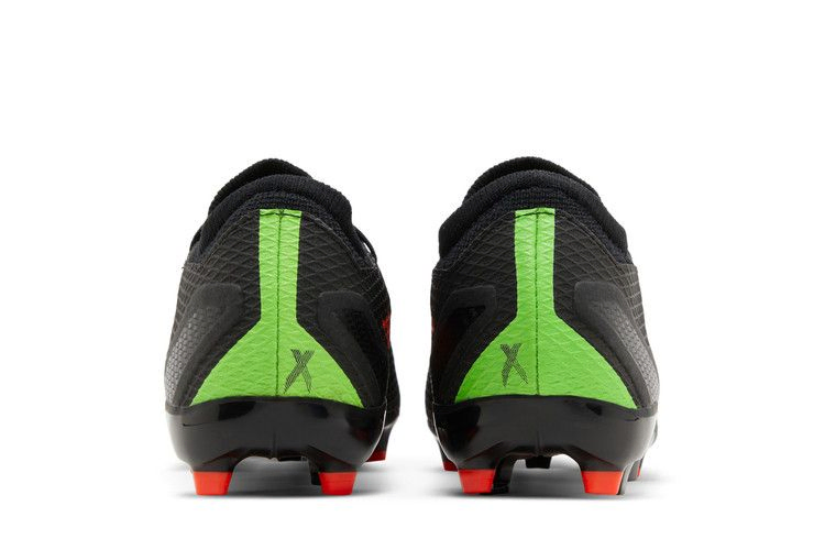 x-speedportal-3-fg-black-solar-red-gw8453_05