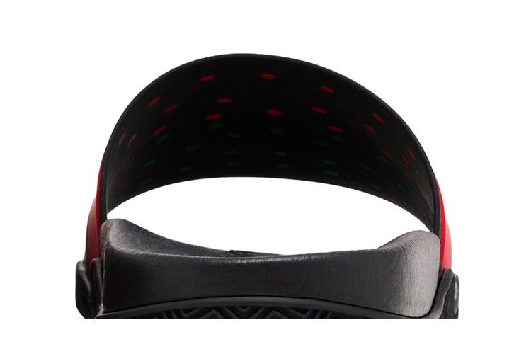 Кроссовки Gucci Wmns Slide 'Interlocking G - Black Red Green'