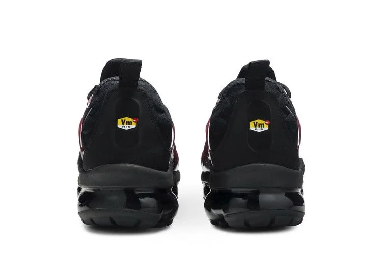 Кроссовки Nike Air VaporMax Plus 'Black Noble Red'