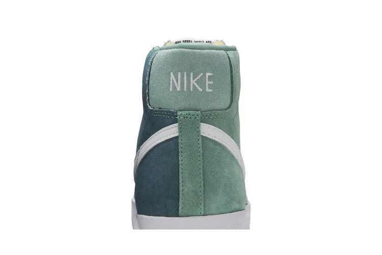 Кроссовки Nike Blazer '77 Vintage Mid 'Healing Jade'