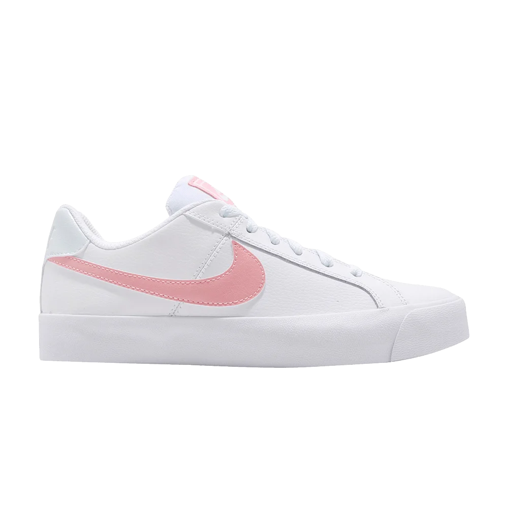 Krossovki-Nike-Wmns-Court-Royale-AC-Bleached-Coral