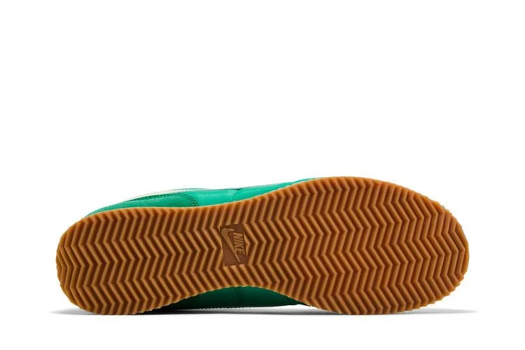 Krossovki-Nike-Wmns-Cortez-Stadium-Green-3