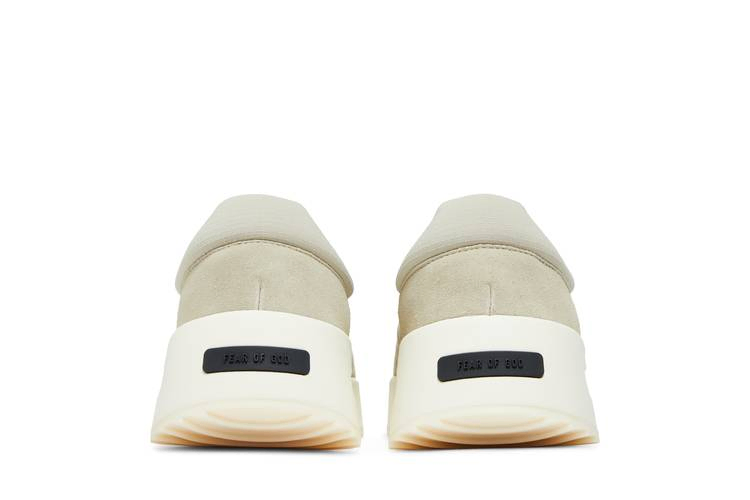Кроссовки Fear of God Athletics x adidas Los Angeles Runner 'Sesame Cloud White'