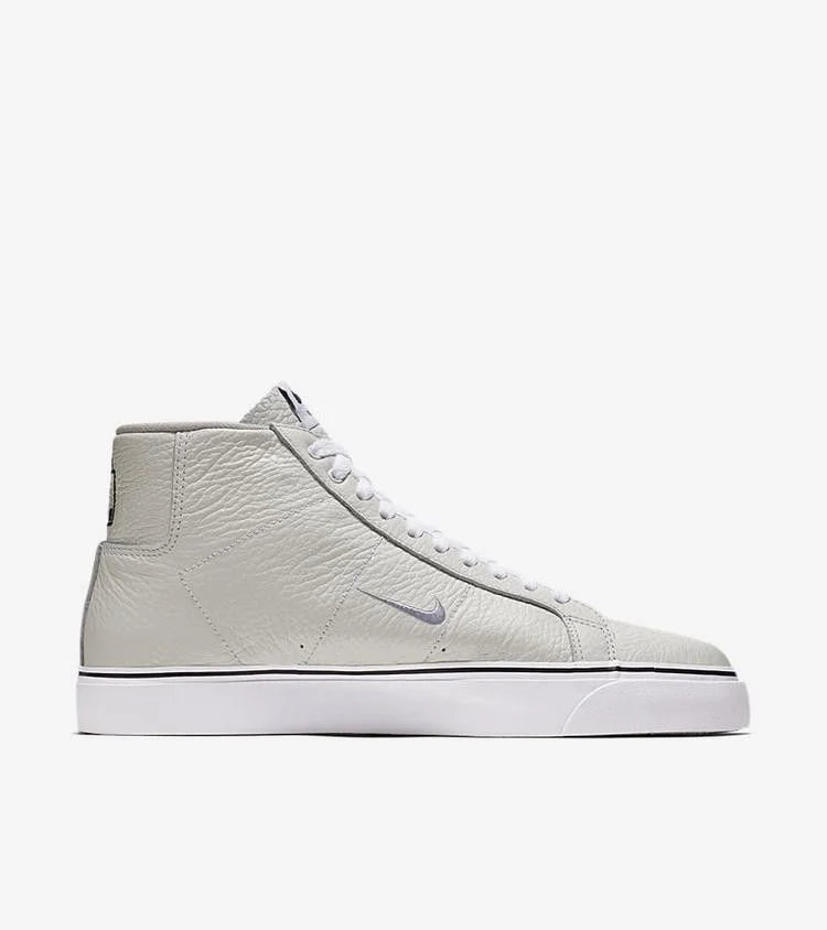Krossovki-WKND-x-Nike-SB-Blazer-Mid-White-2