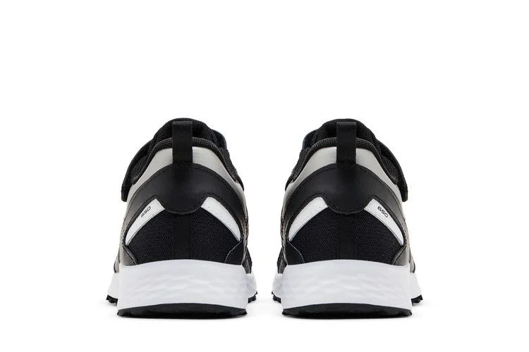 Krossovki-New-Balance-Fresh-Foam-650-Bungee-Lace-Top-Strap-Big-Kid-Black-Metallic-Silver-5