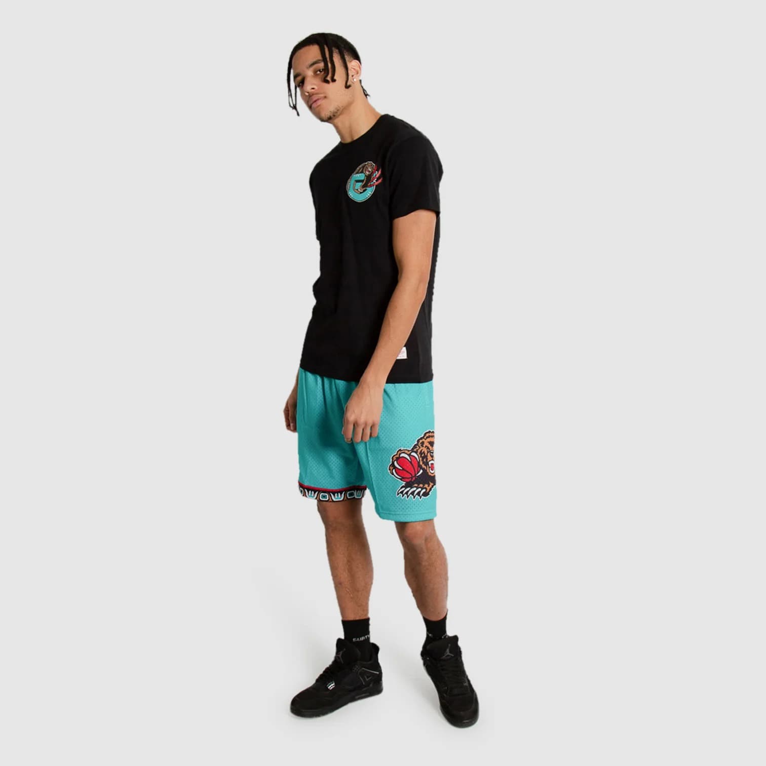 Спортивные шорты Mitchell & Ness Vancouver Grizzlies 1996-97 Hardwood Classics Throwback Swingman NBA Shorts