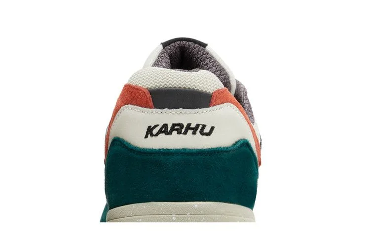 Krossovki-Karhu-Legacy-96-June-Bug-6
