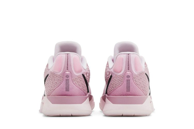 Кроссовки Nike Wmns Sabrina 2 'Triple Double'