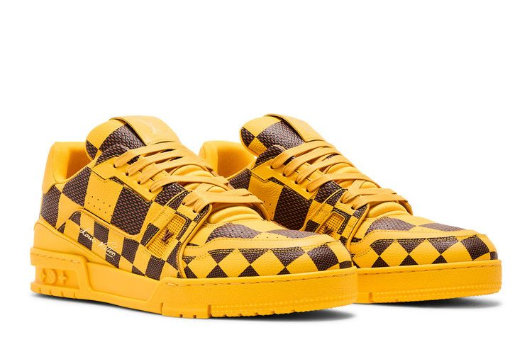 louis-vuitton-trainer-damier-pop-yellow-1acn4j_07