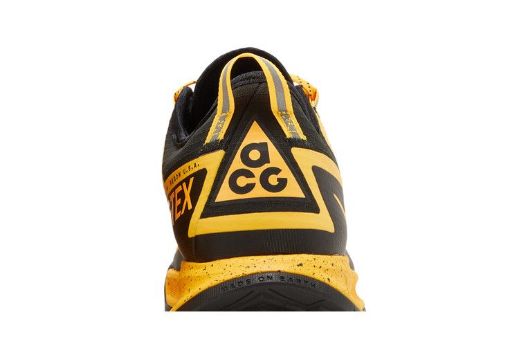 Кроссовки Nike ACG Air Nasu Gore-Tex 'Laser Orange'