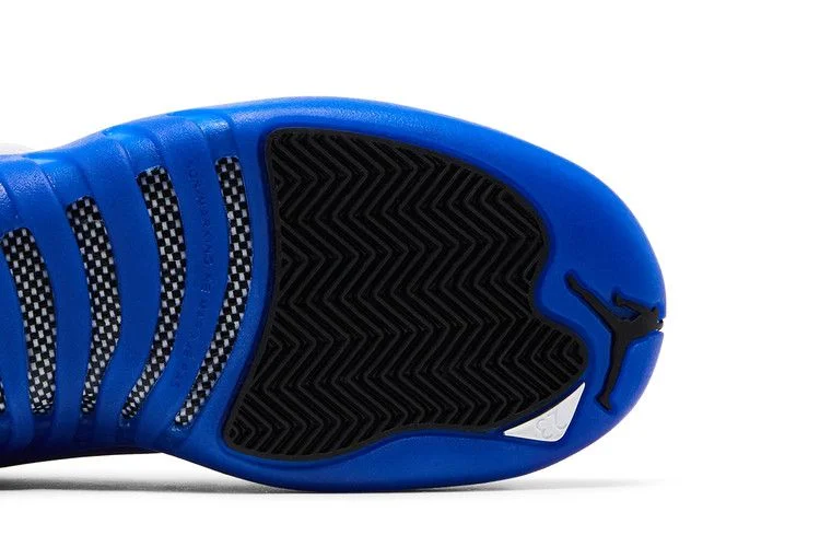 Krossovki-Air-Jordan-12-Retro-GS-Blueberry-4