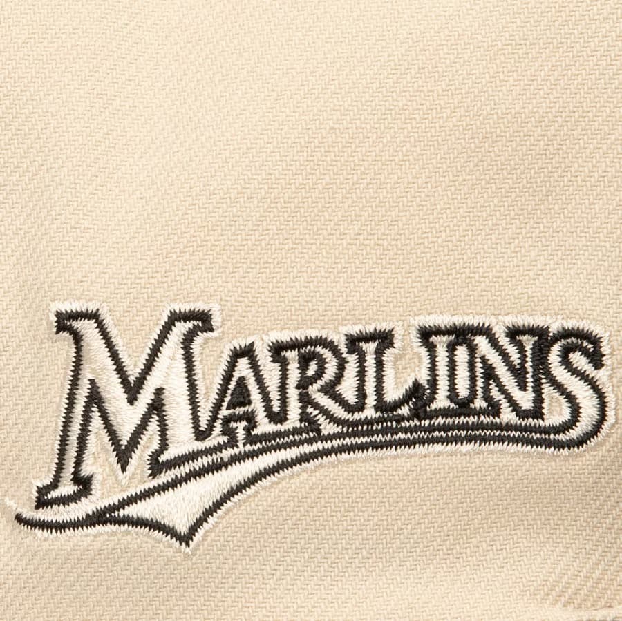 Бейсболка Mitchell & Ness Off White Florida Marlins Cooperstown Collection Snapback Hat