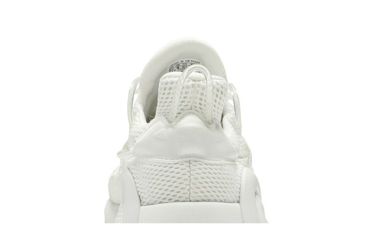 lxcon-triple-white-ee5899_06