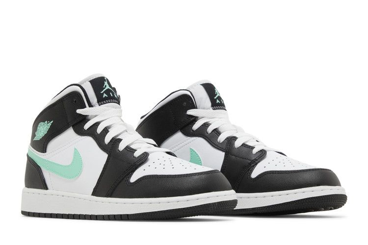 air-jordan-1-mid-gs-green-glow-dq8423-103_07