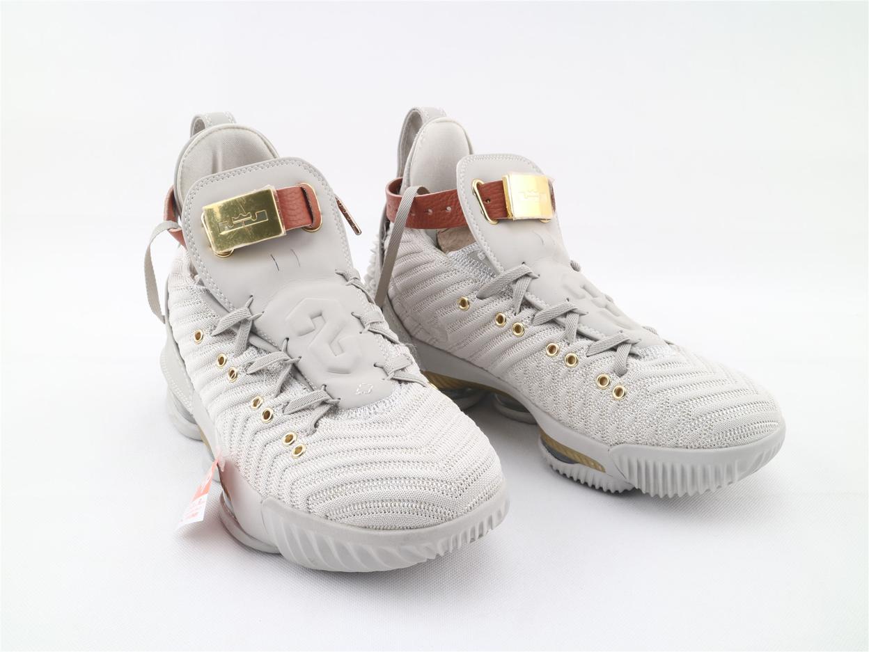 Кроссовки HFR x Nike Wmns LeBron 16 Harlem’s Fashion Row