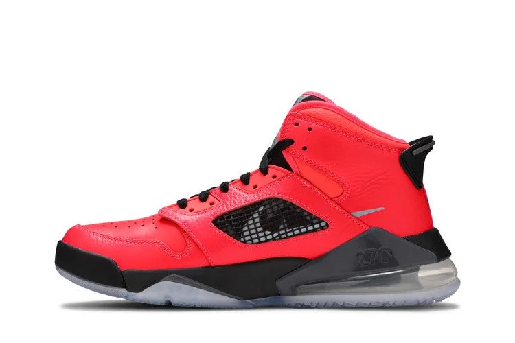Кроссовки Paris Saint-Germain x Air Jordan Jordan Mars 270 'Infrared'