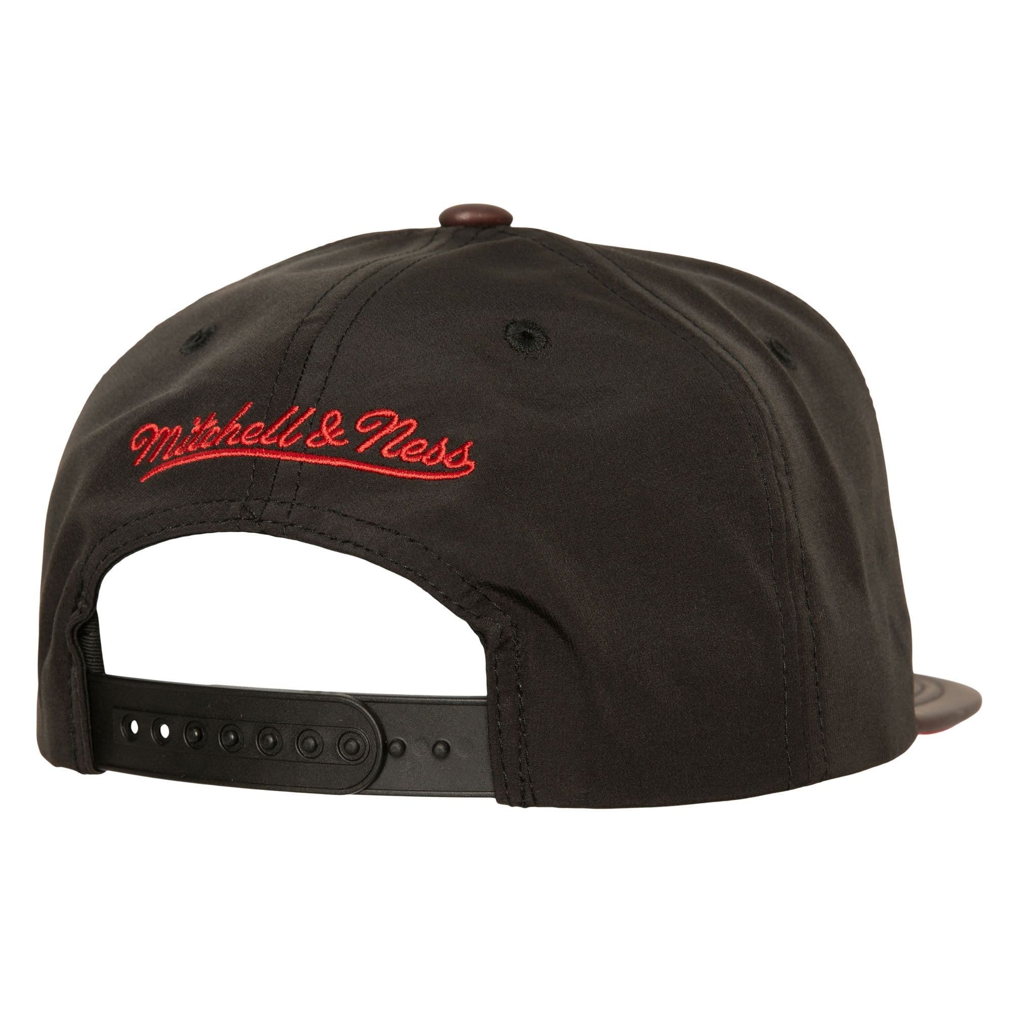 Бейсболка Mitchell & Ness Heat Up Snapback HWC Miami Heat Hat