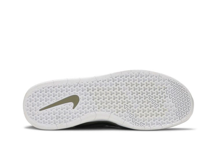nyjah-free-2-0-sb-light-army-bv2078-300_03