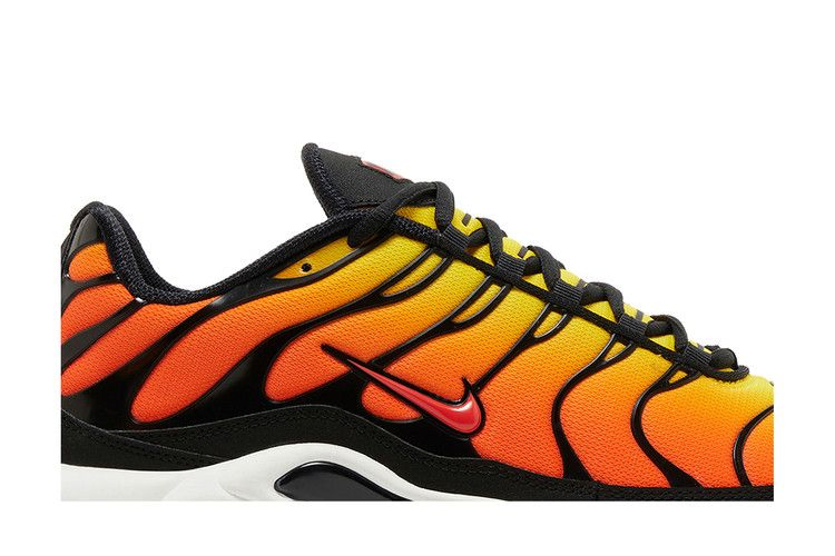 Кроссовки Nike Air Max Plus 'Sunset' 2024