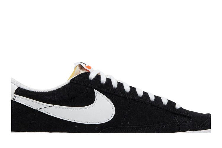 blazer-low-77-suede-black-white-da7254-001_01