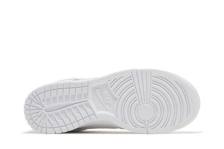 Кроссовки Nike Wmns Dunk Low SE 'Dance Pack - White Iridescent'