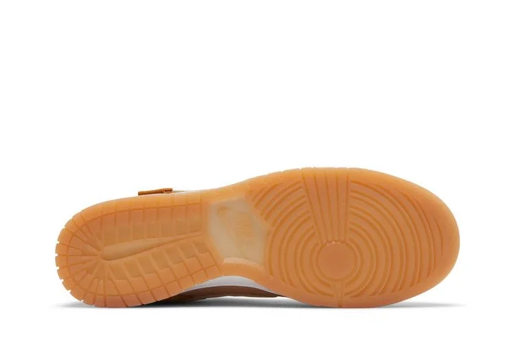 Кроссовки Nike Dunk Low 'Teddy Bear'
