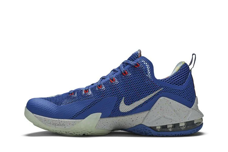 Кроссовки Nike LeBron 12 Low 'Rise'
