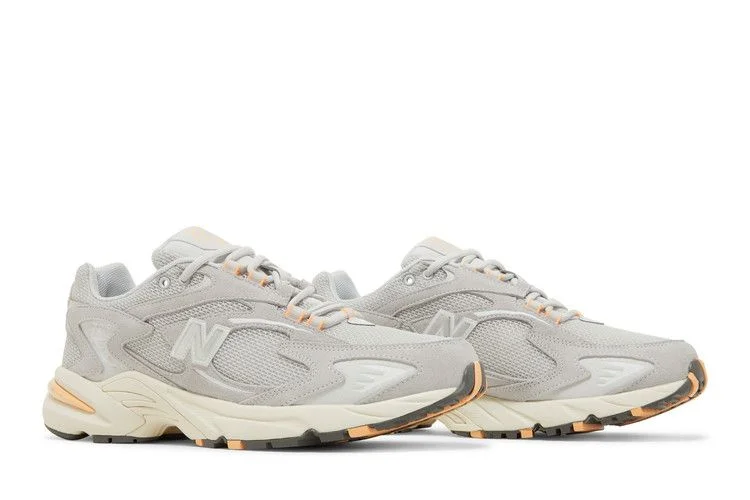 Krossovki-New-Balance-725-Arctic-Fox-7