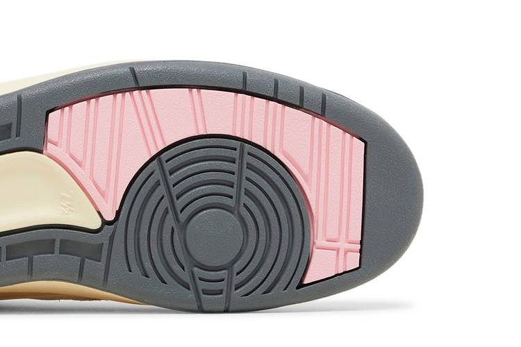 Кроссовки Wmns Air Jordan 2 Retro 'Soft Pink'