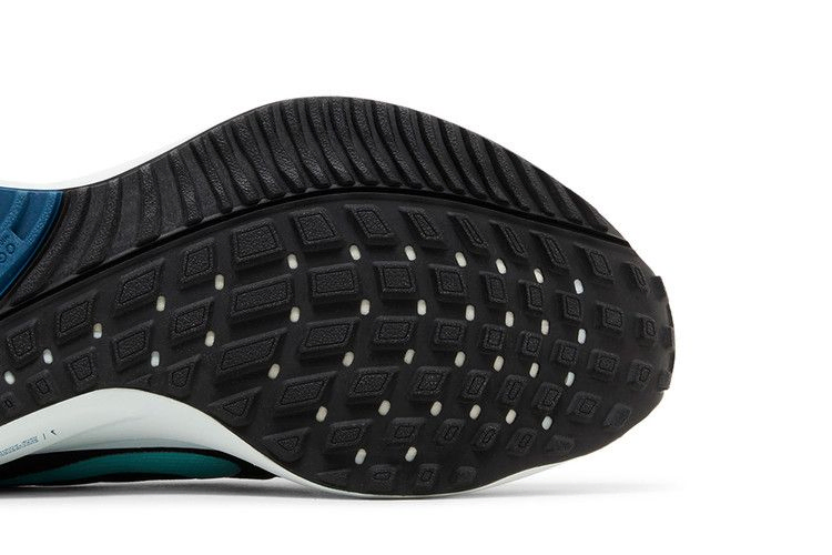 Кроссовки Nike Wmns Air Zoom Vomero 16 'Black Ghost Aqua'