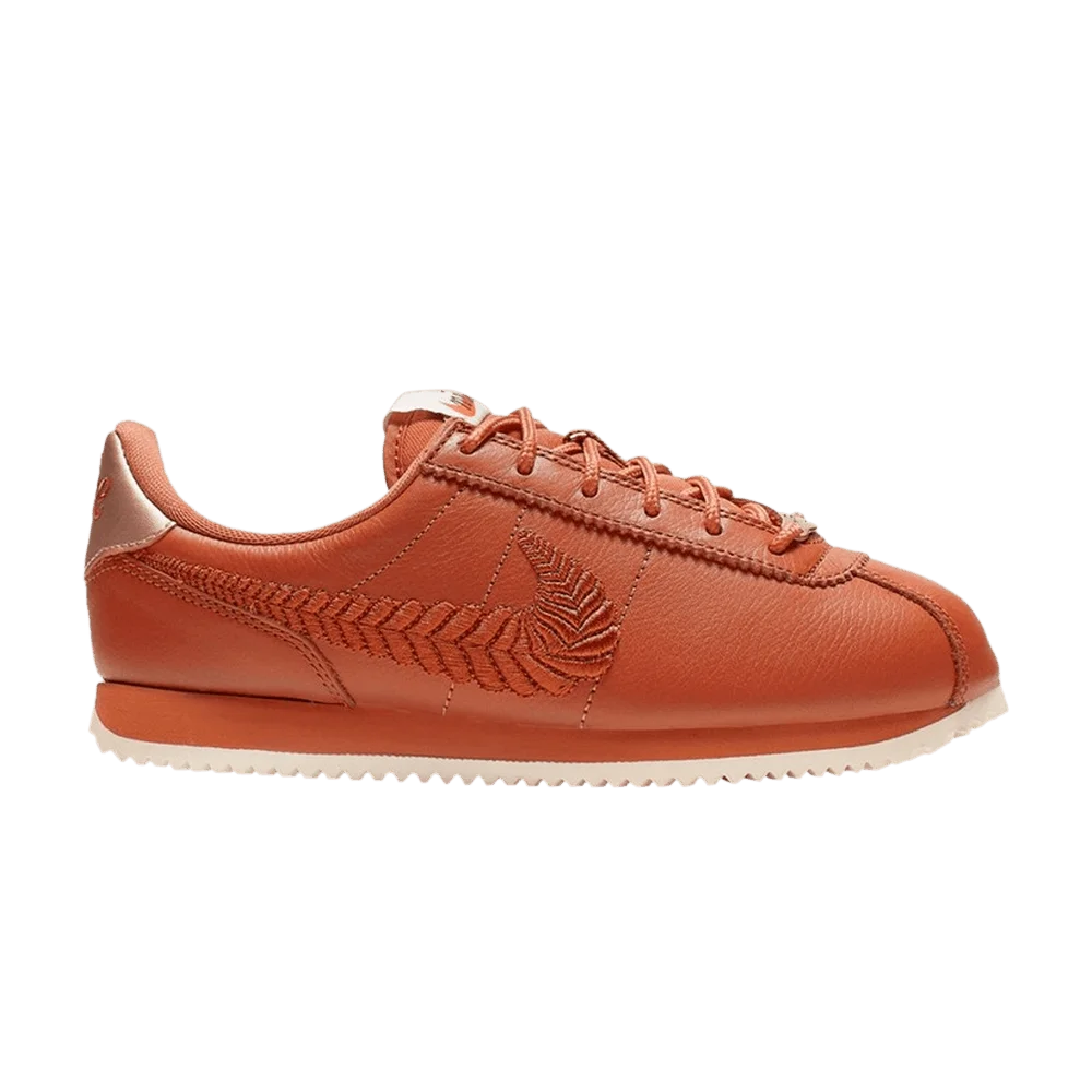Krossovki-Nike-Cortez-Basic-Premium-GS-Embroidered-Dusty-Peach