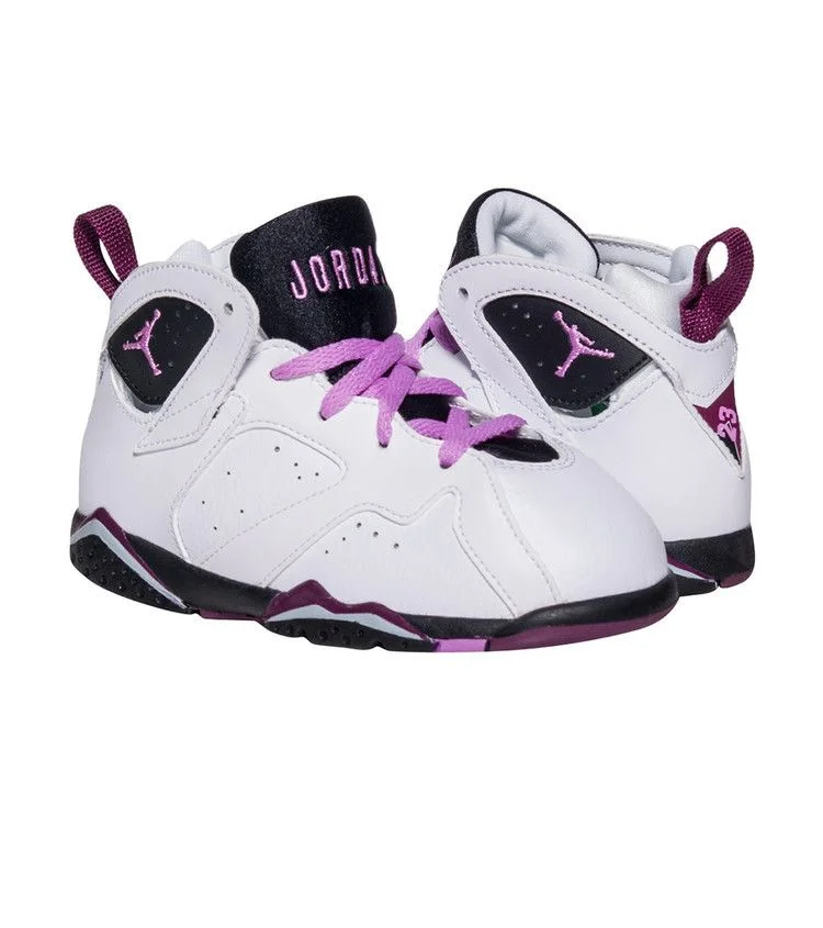 Krossovki-Air-Jordan-7-Retro-TD-Fuchsia-Glow-1