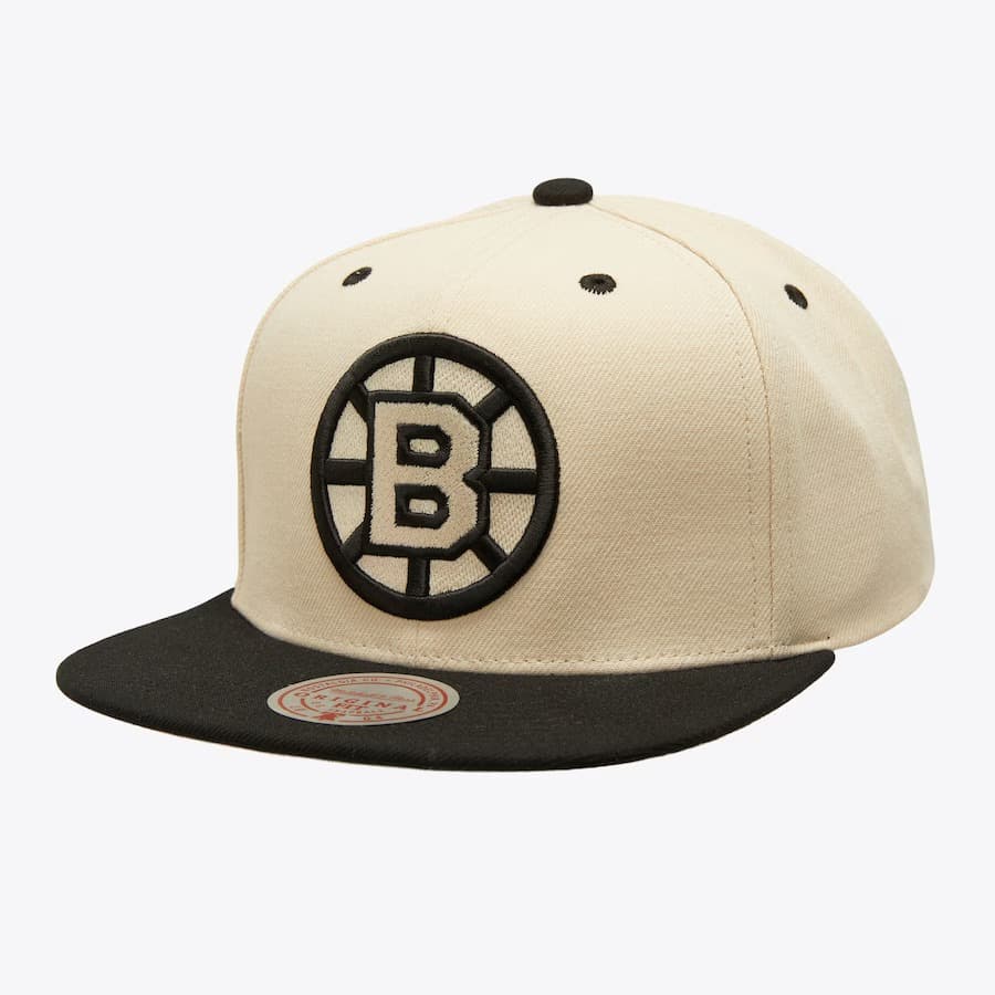 Mitchell-Ness-Cream-Black-Boston-Bruins-Vintage-Logo-Snapback-Hat