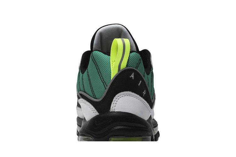 olivia-kim-x-wmns-air-max-98-no-cover-ck3309-001_06